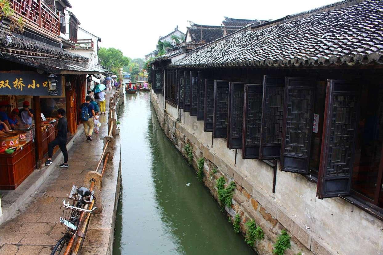 加入我的国庆献词/中华历史五千年,源源流长到今天。炎帝黄帝是祖先,长江黄河是摇篮。秦王一统大中华,大元知识星球,探索专业领域的无限可能